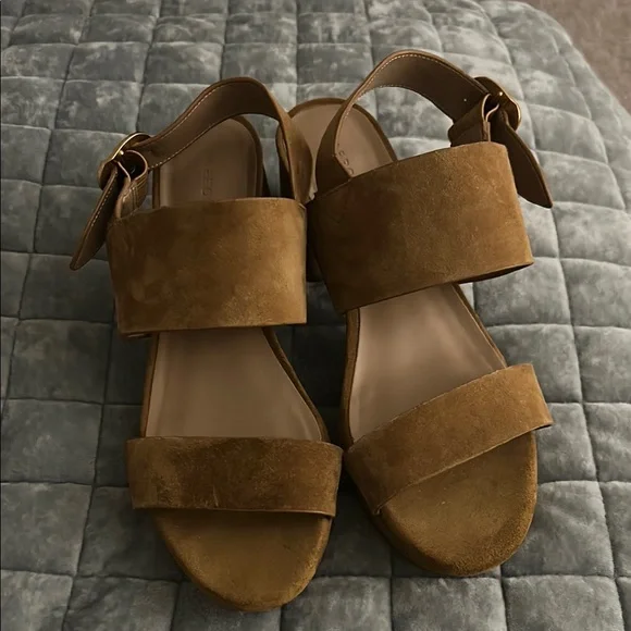 COPY - Aerosols Brown Platform Block Heel Shoes with Gold Buckle - Picture 3 of 5